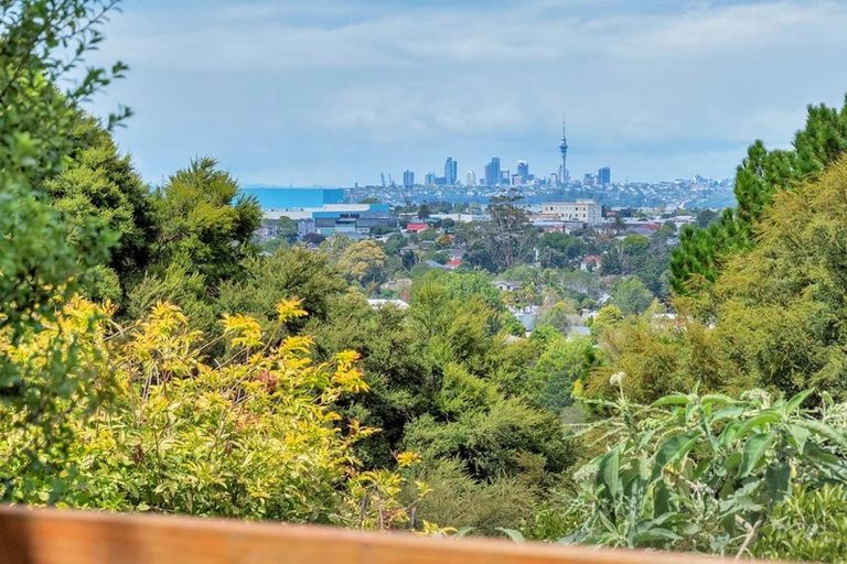 Photo of property in 67 Don Buck Road, Massey, Auckland, 0614