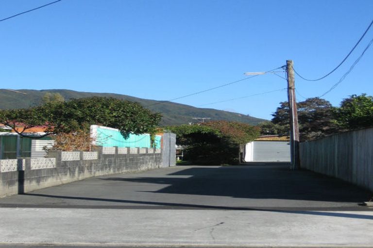 Photo of property in 14 Derwent Lee Grove, Epuni, Lower Hutt, 5011