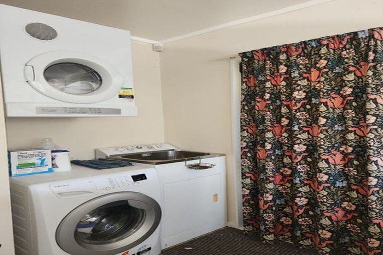 Photo of property in 3 Gybe Place, Whitby, Porirua, 5024