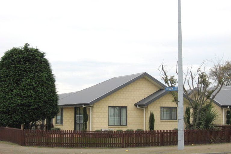 Photo of property in 96a Main South Road, Sockburn, Christchurch, 8042