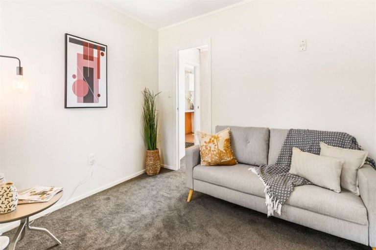 Photo of property in 811 Te Atatu Road, Te Atatu Peninsula, Auckland, 0610