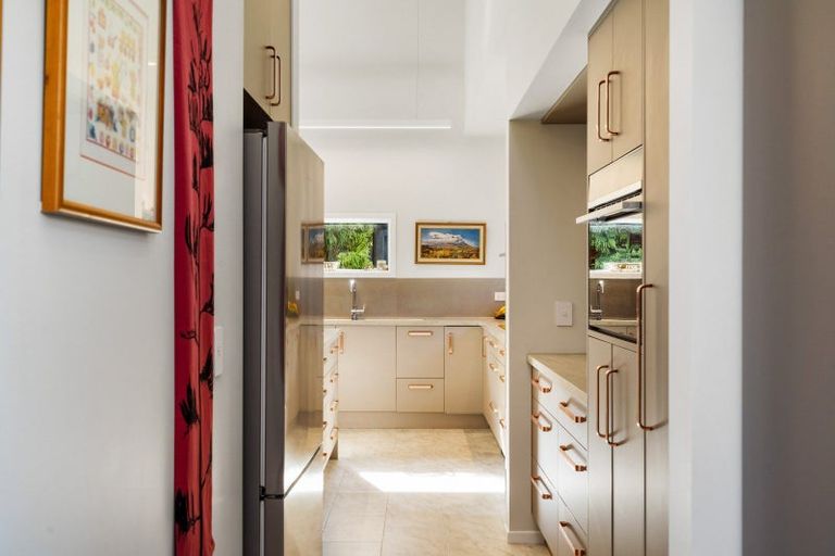 Photo of property in 47a Auckland Road, Greenmeadows, Napier, 4112