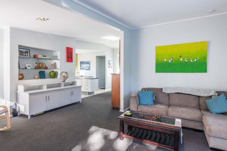 Photo of property in 36 Golf Road, Paraparaumu Beach, Paraparaumu, 5032