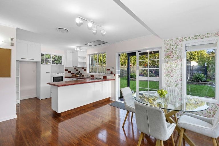 Photo of property in 53 The Drive, Tawa, Wellington, 5028