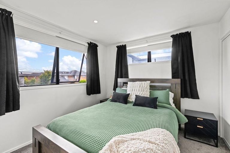 Photo of property in 4/70 Brockworth Place, Riccarton, Christchurch, 8011