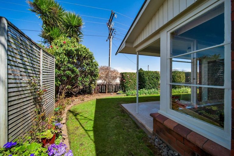 Photo of property in 12 Surrey Street, Hawera, 4610