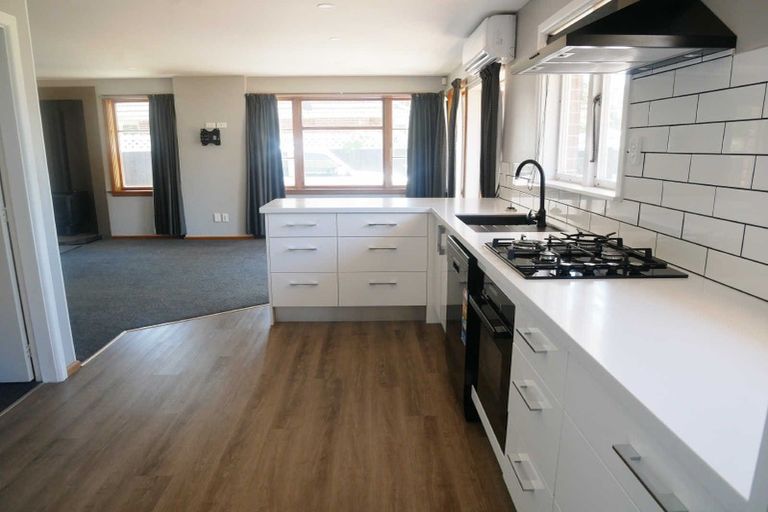 Photo of property in 12 Gregan Crescent, Burnside, Christchurch, 8053