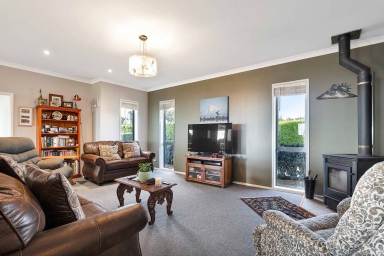 Photo of property in 51 Wilson Road, Urenui, 4375