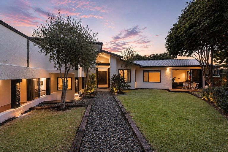 Photo of property in 6 Ryalls Way, Lake Hawea, Wanaka, 9382