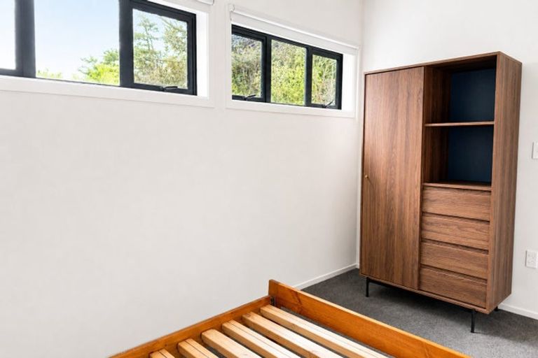 Photo of property in 11 Ridd Crescent, Karori, Wellington, 6012