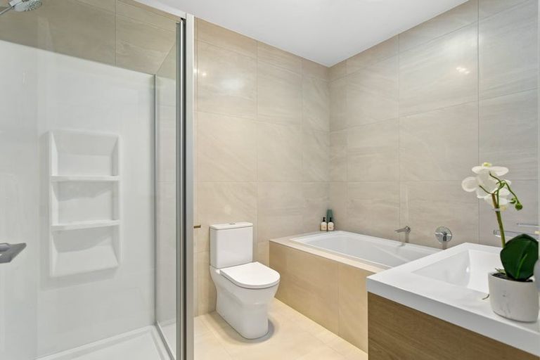 Photo of property in 19 Hema Road, Hobsonville, Auckland, 0616