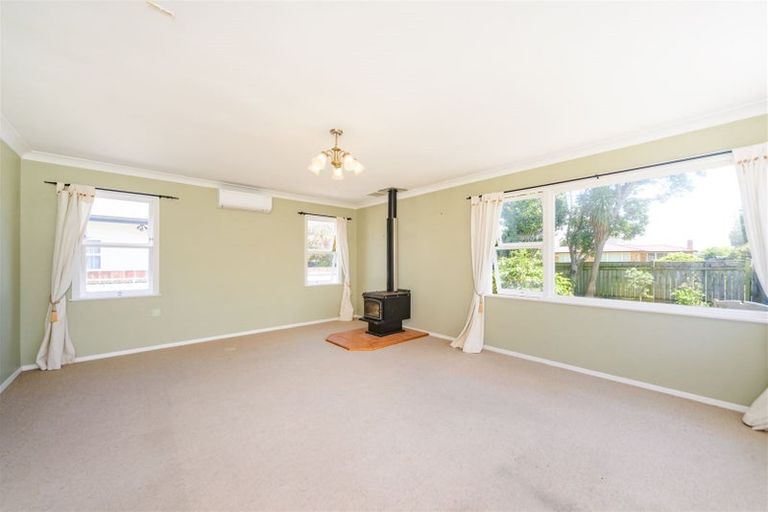 Photo of property in 42 Pitama Road, Awapuni, Palmerston North, 4412