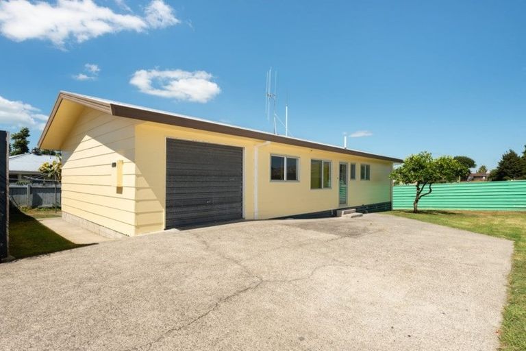 Photo of property in 11b Harris Street, Te Puke, 3119