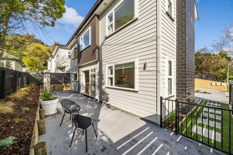 Photo of property in 70a Heretaunga Square, Silverstream, Upper Hutt, 5019