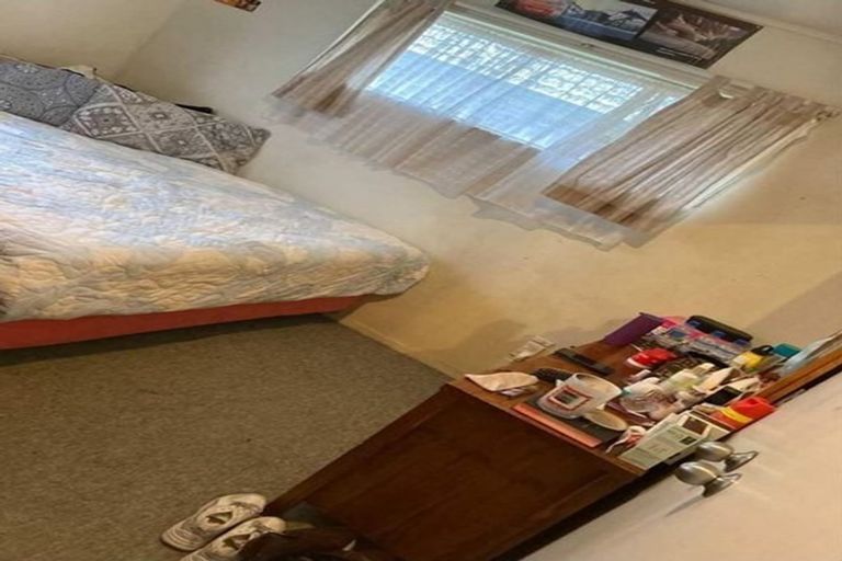 Photo of property in 8 Enuamanu Road, Favona, Auckland, 2024