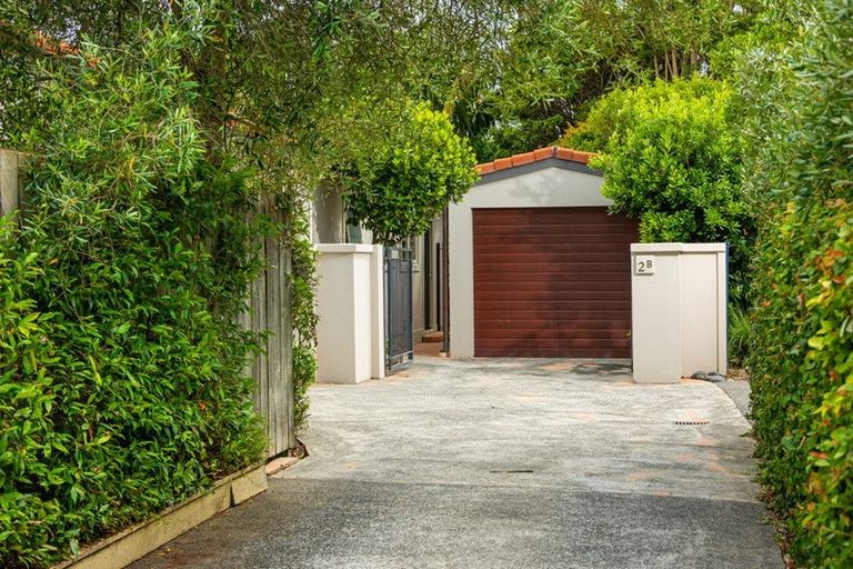 Photo of property in 2/2 Evan Street, Belmont, Auckland, 0622