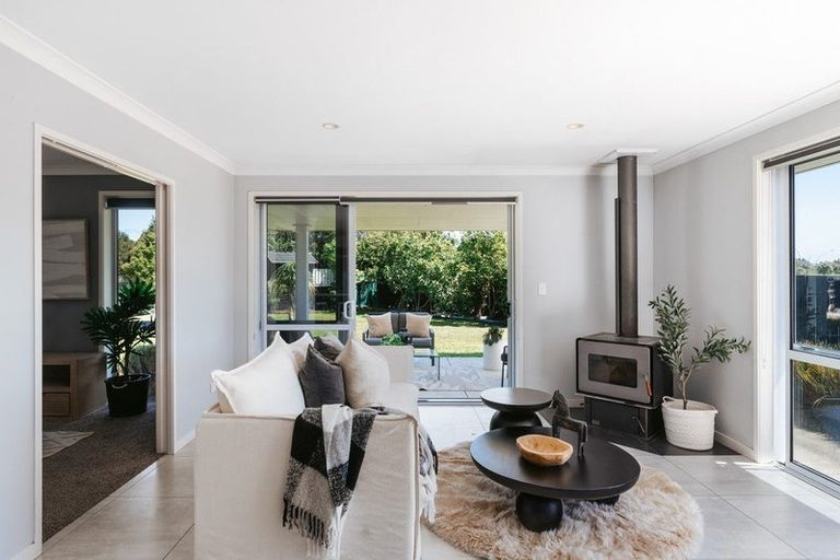 Photo of property in 266 Lakes Boulevard, Pyes Pa, Tauranga, 3112