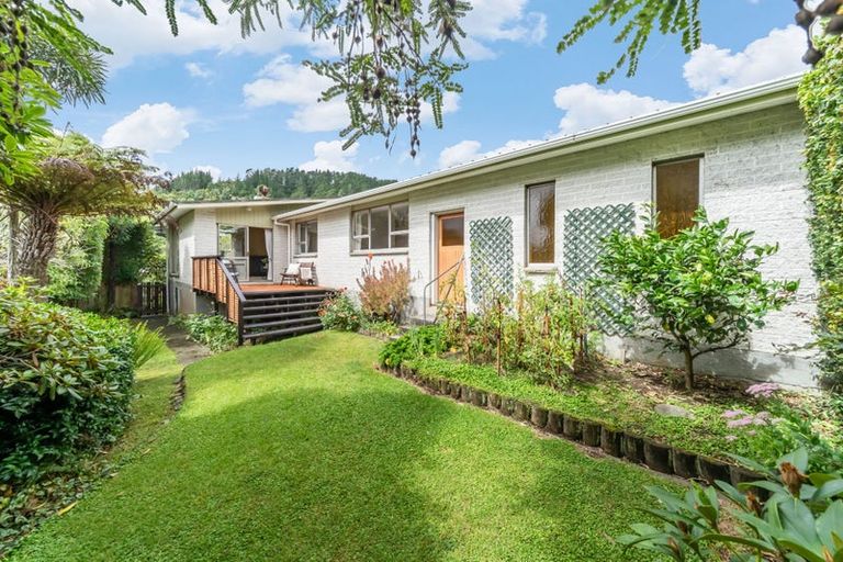 Photo of property in 14a Forest Road, Pinehaven, Upper Hutt, 5019