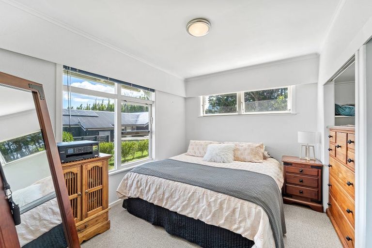 Photo of property in 34 Awanui Crescent, Matakana, 0985