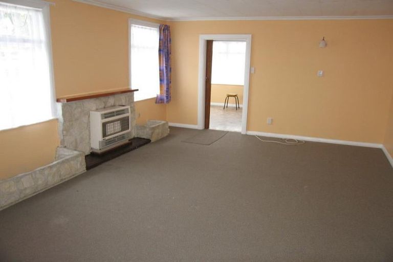 Photo of property in 42 Seaforth Avenue, Milson, Palmerston North, 4414