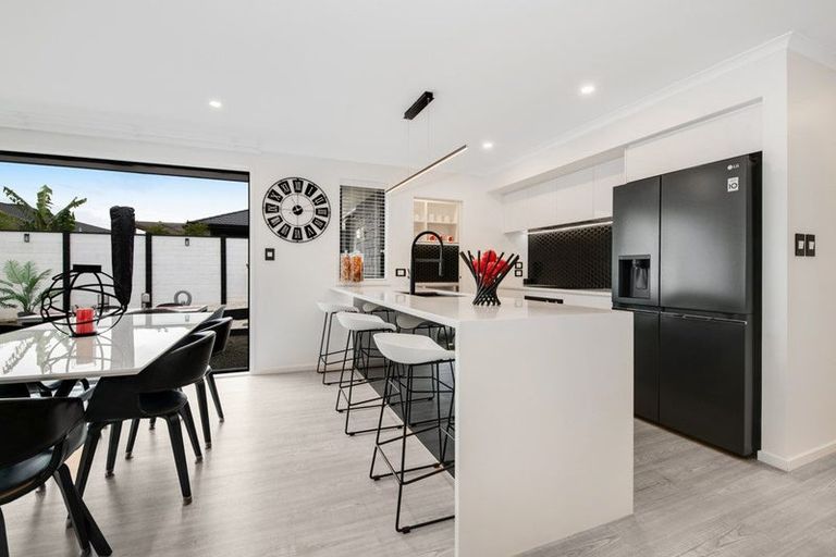 Photo of property in 23 Urumaraki Avenue, Helensville, 0800