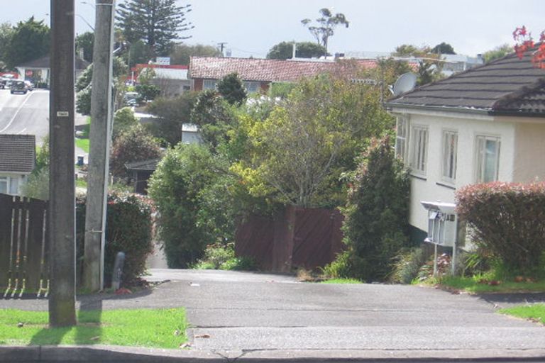 Photo of property in 2/16 Evans Road, Glen Eden, Auckland, 0602