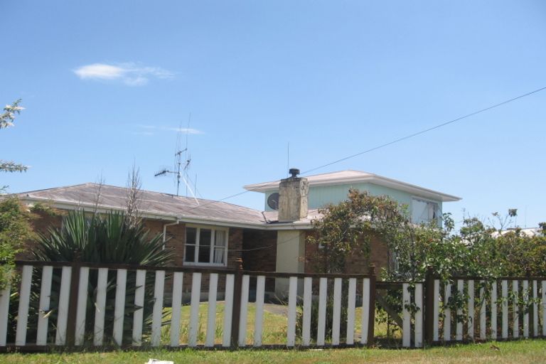 Photo of property in 7 Lee Street, Te Puke, 3119