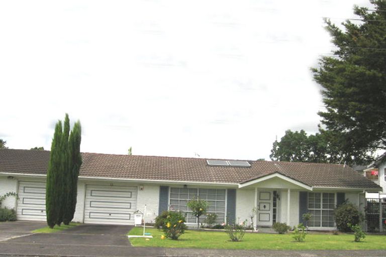 Photo of property in 2/7 Livingstone Street, Milford, Auckland, 0620