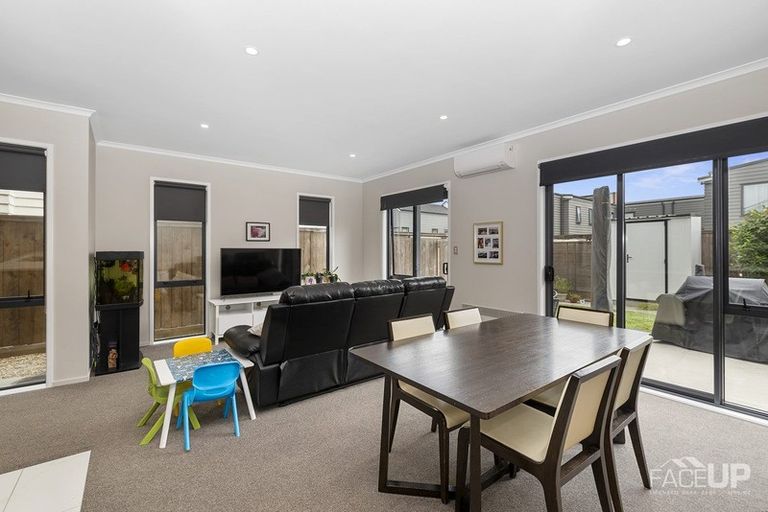 Photo of property in 6 Tuatua Road, Hobsonville, Auckland, 0616