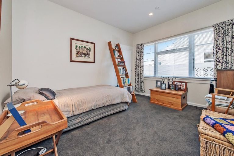 Photo of property in 98 Neville Street, Spreydon, Christchurch, 8024