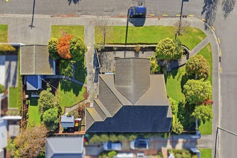 Photo of property in 29 College Avenue, Strowan, Christchurch, 8052