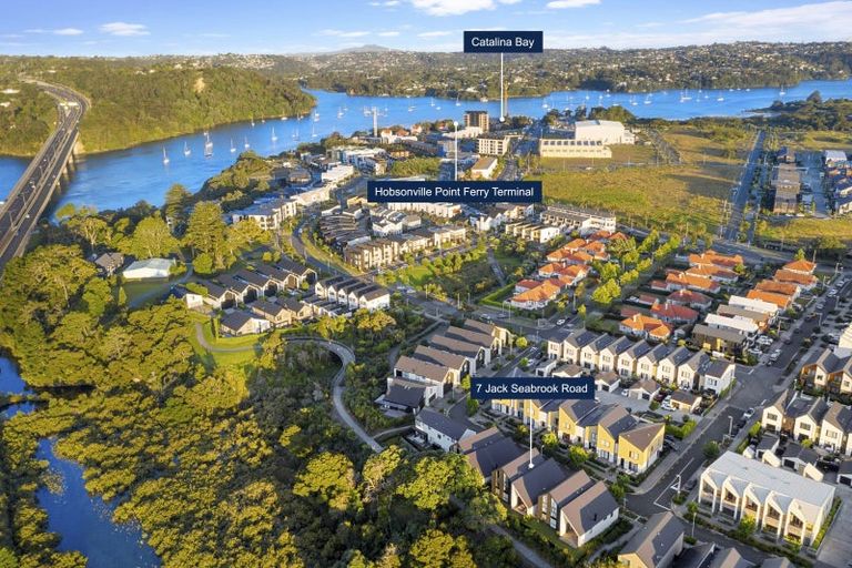 Photo of property in 7 Jack Seabrook Road, Hobsonville, Auckland, 0616