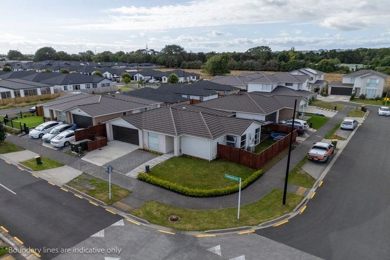 Photo of property in 40 Sapwood Crescent, Takanini, 2110