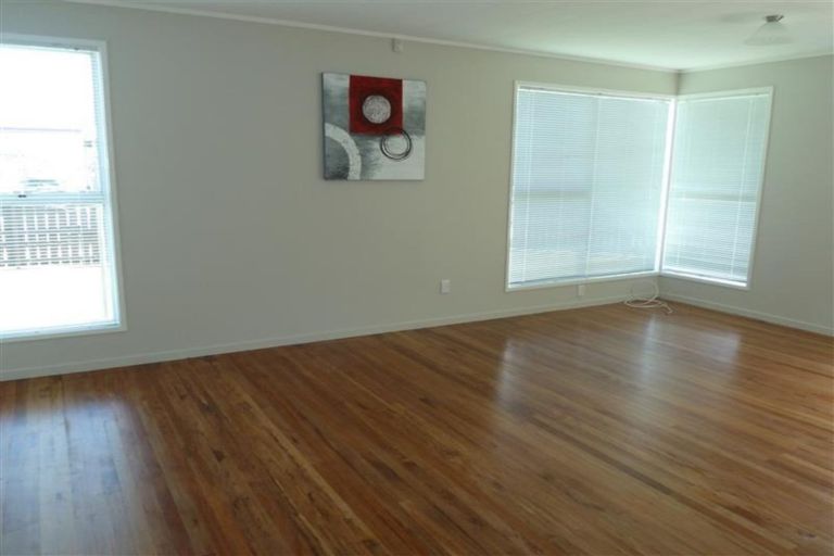 Photo of property in 162 Wordsworth Road, Manurewa, Auckland, 2102