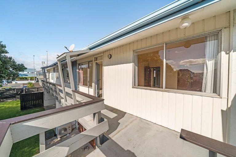 Photo of property in 7/35 Mana Esplanade, Paremata, Porirua, 5026