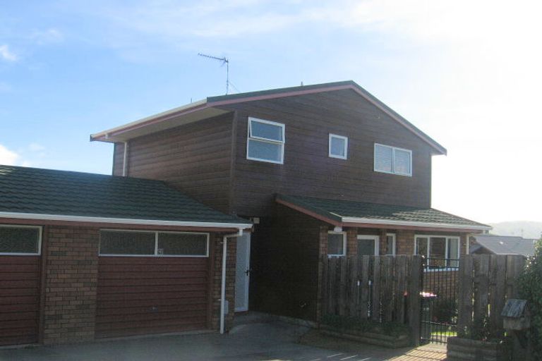 Photo of property in 5/2 The Top Gallant, Whitby, Porirua, 5024