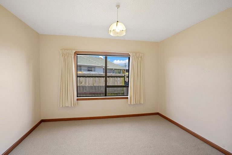 Photo of property in 27 Branston Street, Hornby, Christchurch, 8042