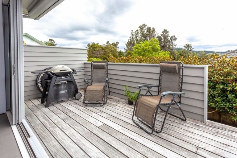 Photo of property in 100 Pacific View Drive, Whangamata, 3620