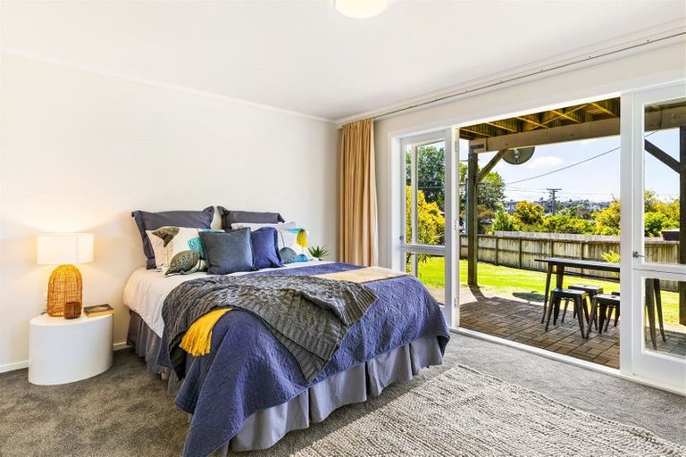 Photo of property in 811 Te Atatu Road, Te Atatu Peninsula, Auckland, 0610