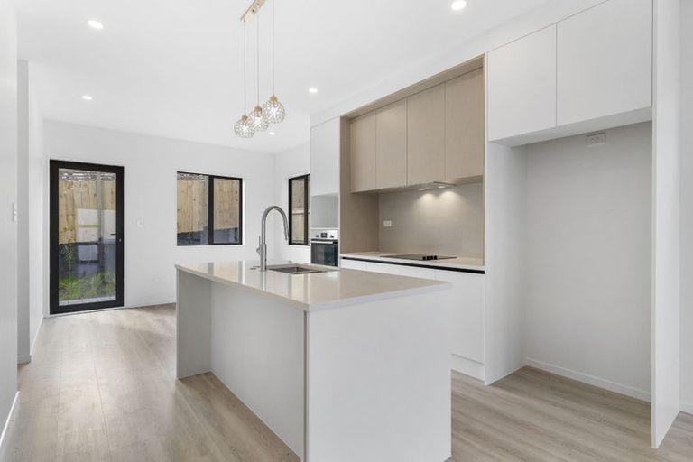 Photo of property in 29 Whiteywood Street, Westgate, 0814