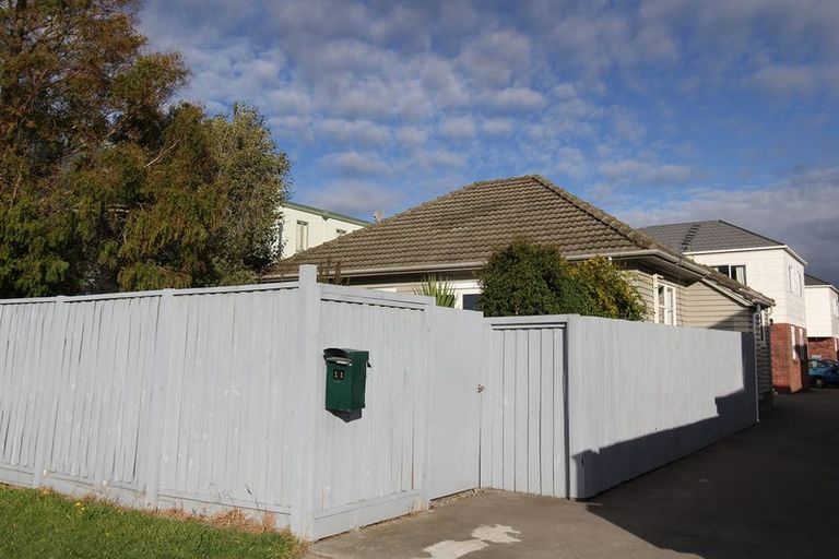 Photo of property in 11 George Street, Riccarton, Christchurch, 8041