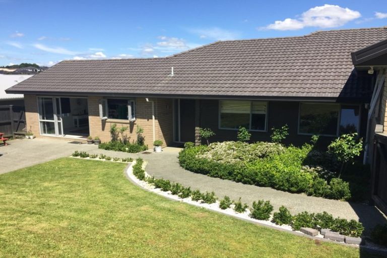 Photo of property in 31 Ina Ville Drive, Pukekohe, 2120