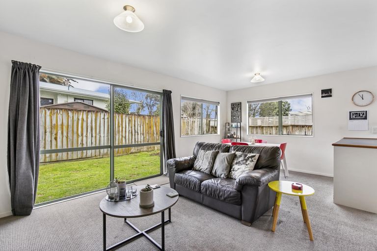 Photo of property in 4c Owens Road, Waiuku, 2123