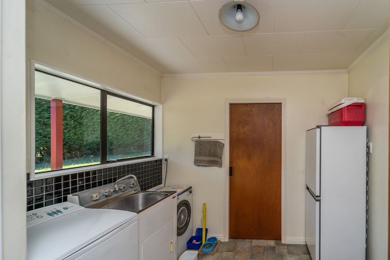 Photo of property in 247 Belvedere Road, Carterton, 5713