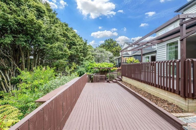 Photo of property in 7 Lucca Crescent, Flat Bush, Auckland, 2019