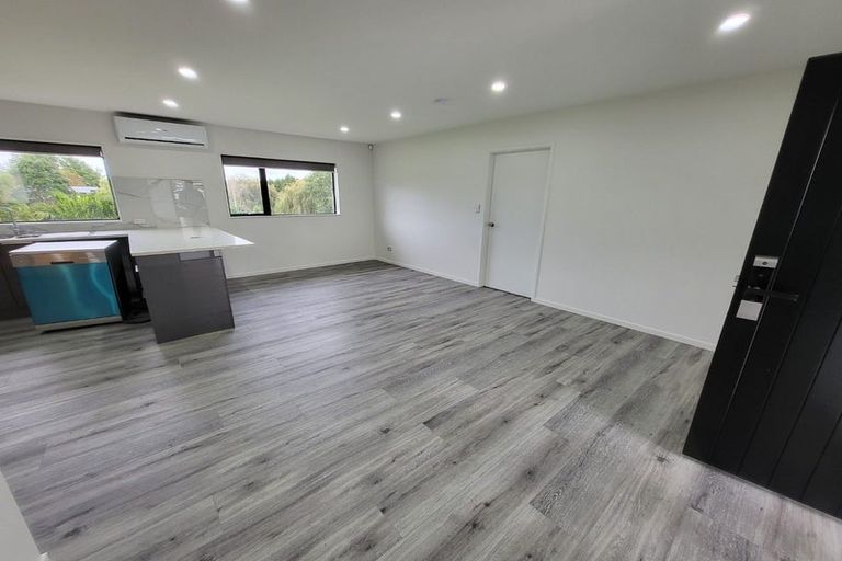 Photo of property in 190 Oraha Road, Kumeu, 0892