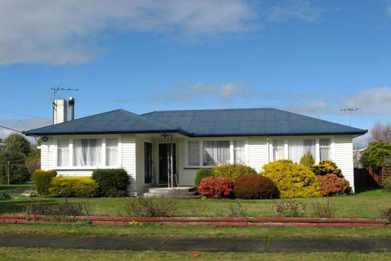 Photo of property in 4 Jellicoe Place, Solway, Masterton, 5810