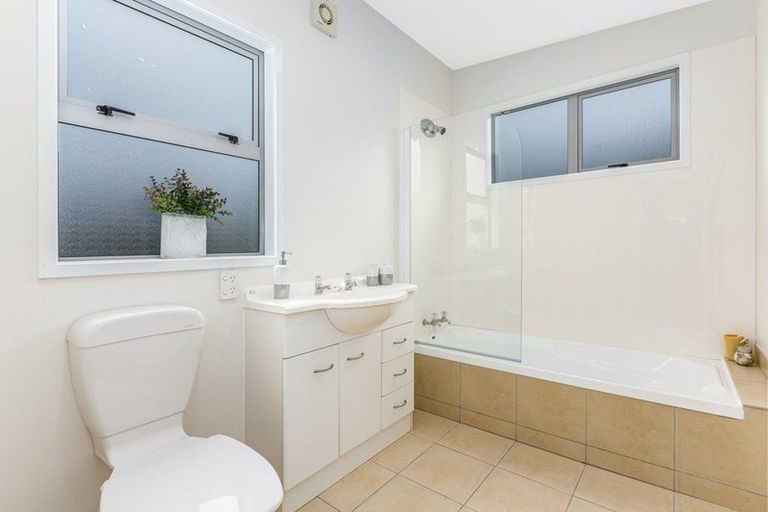 Photo of property in 30 Abilene Crescent, Churton Park, Wellington, 6037