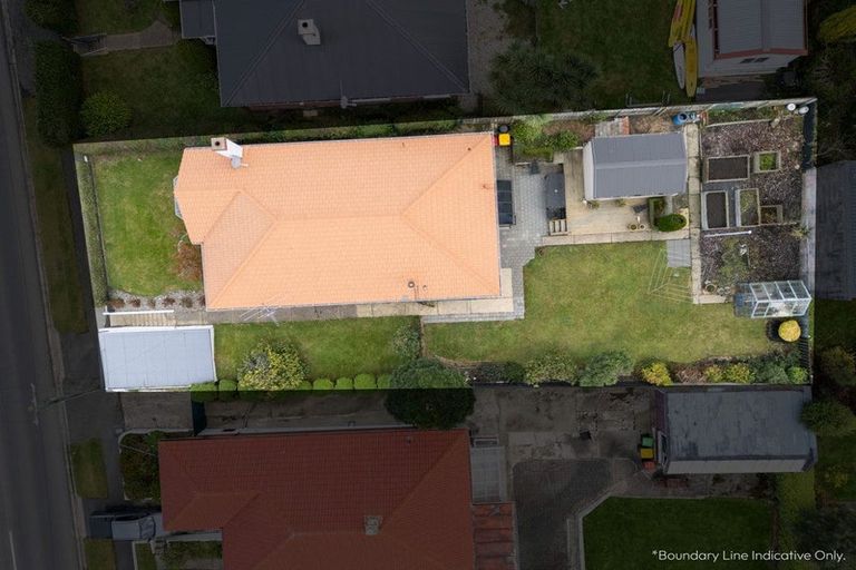 Photo of property in 96 Middleton Road, Kew, Dunedin, 9012