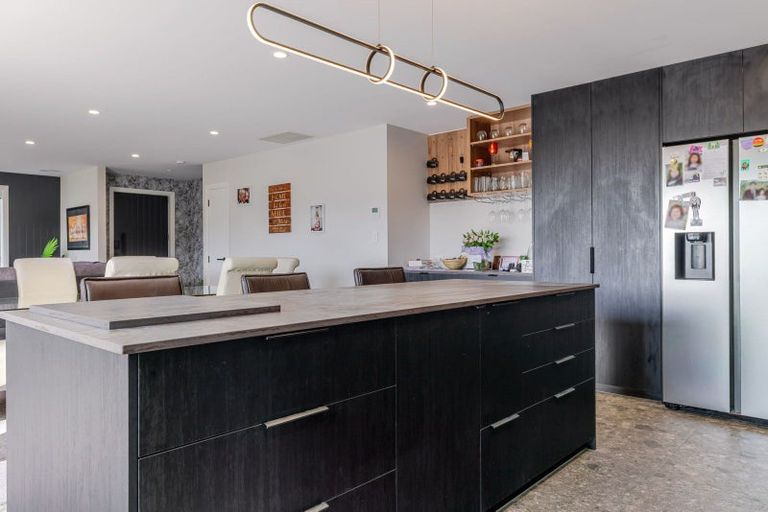 Photo of property in 77 Freedom Drive, Kelvin Grove, Palmerston North, 4414